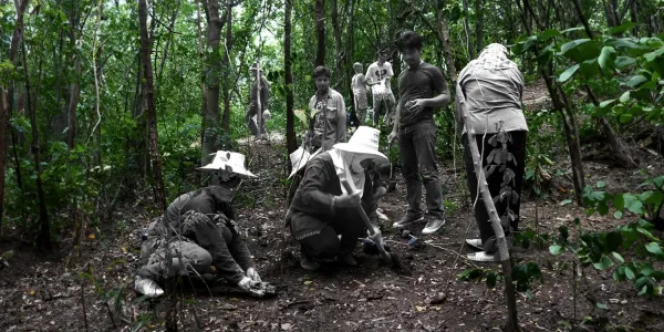 ท้องถิ่นสร้างสื่อสอบ