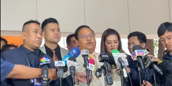 'ณัฐชา' โวยถูกเจ้าหน้าที่สภาฯ สั่งเบรกห้ามถ่ายวิดีโอชิมเมนูปลาหมอสีคางดำทอด อ้างว่า ‘พิเชษฐ’ รองประธานสภาฯ คนที่ 2 สั่ง เจ้าตัวหวั่นญัตติด่วนวันนี้เป็นหมัน ด้าน CPF ส่งเอกสาร 1 ฉบับชี้แจง กมธ.อุดมศึกษาฯ แจงรายละเอียดนำเข้า และการส่งตัวอย่างให้กรมประมง