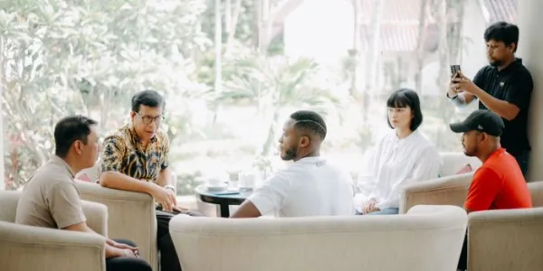 สหภาพแรงงานนักฟุตบอลอินโดนีเซียให้การศึกษาแฟนฟุตบอลที่ละเมิดทางออนไลน์