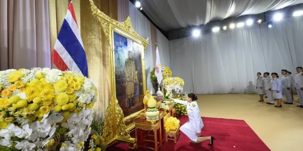 'แพทองธาร' รับสนองพระบรมราชโองการ โปรดเกล้าฯ เป็นนายกคนที่ 31