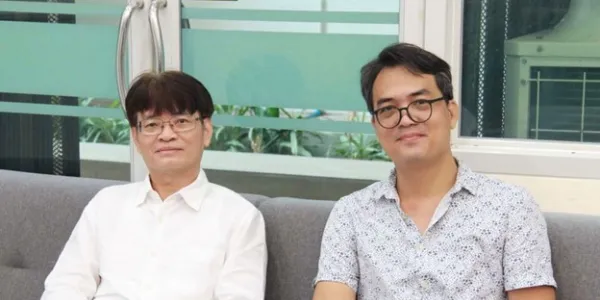 สุรพศ-วิจักขณ์