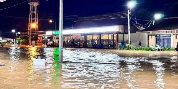 ฝนตกหนักน้ำป่าหลากตัว อ.บ้านไร่ จ.อุทัยธานี​