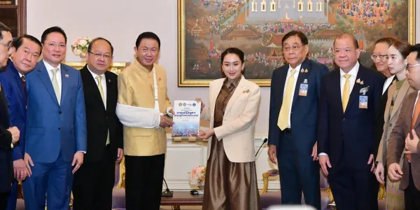 รัฐบาลประชุมร่วม คกก.เอกชน เสนอแนวแก้ปัญหาเศรษฐกิจ ลดหนี้-ดัน SMEs-หนุนแข่งขัน