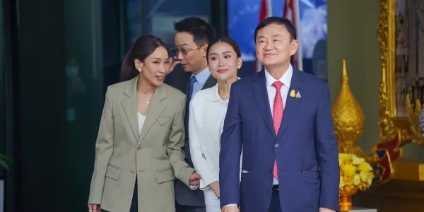 ศาลรัฐธรรมนูญมีมติมีมติ ‘ไม่รับ’ คำร้อง ปมทักษิณ-เพื่อไทย ใช้สิทธิเสรีภาพล้มล้างการปกครอง