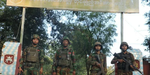 พม่า