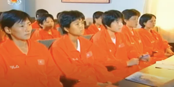 ทำไมฟุตบอลหญิงเกาหลีเหนือถึงประสบความสำเร็จในระดับนานาชาติ?