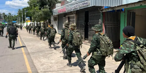 กองทัพพม่าเร่งเสริมกำลังป้องเมียวดี หลังเสียฐานที่มั่นให้ฝ่ายต่อต้าน