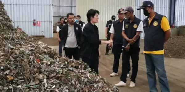 ถอนใบอนุญาตบริษัทลักลอบทิ้งสารเคมี-กากอุตสาหกรรมที่ จ.ปราจีนบุรี