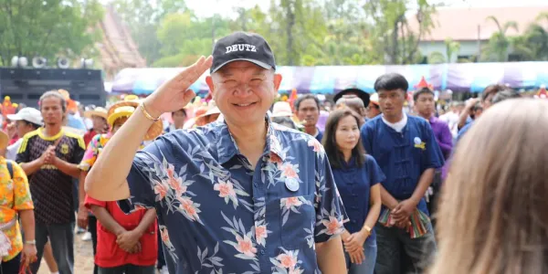 ผลเลือกตั้งนายก อบจ.เพชรบูรณ์อย่างไม่เป็นทางการ นับครบ 100% ‘อัครเดช’ แชมป์เก่า คว้าเก้าอี้นายก อบจ. เป็นสมัย 7 ทิ้งห่างคู่แข่งราว 2 แสนกว่าคะแนน ‘ธิปไตย’ อันดับ 2 ยอมรับผลเลือกตั้ง แม้เจ้าตัวรู้สึกผิดหวัง เพราะน่าจะได้คะแนนมากกว่านี้
