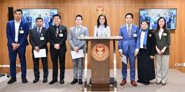 กมธ.การเมืองฯ ของ สว. สำรวจความเห็นคนเหนือ อยากได้ สสร.ร่าง รธน.ใหม่