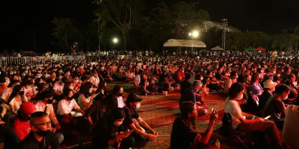 สั่งจำคุกคดี ม.116 ‘อานนท์-ณัฐชนน-ไฟซ้อน-ลูกมาร์ค’ 1 ปี ชุมนุมธรรมศาสตร์จะไม่ทน ปราศรัยสร้างความกระด้างกระเดื่อง