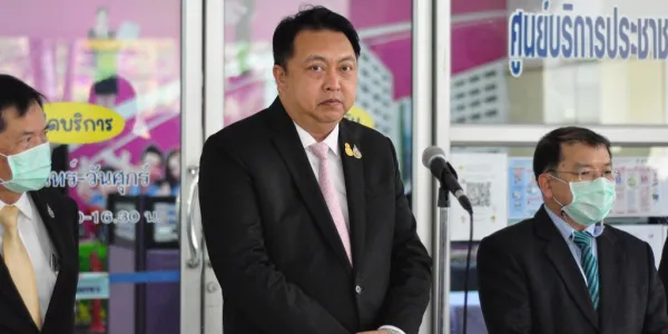 ‘สุชาติ’ ฟ้องหมิ่นเรียก 50 ล้าน ‘รักชนก-สหัสวัต’ พาดพิง ปมซื้อตึก 7 พันล้าน