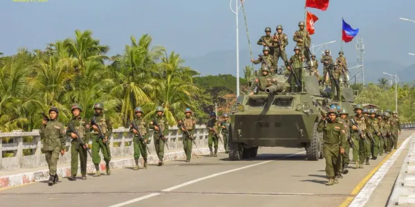 กองกำลังอาระกัน (AA) ยึดทรัพย์เศรษฐีเมืองตาวกุตผู้มีความสัมพันธ์ใกล้ชิดกับกองทัพพม่า ราว 201 ล้านบาท ในช่วงเวลาเดียวกับที่กองกำลัง AA รุกคืบสู่ซิตตเหว่ เมืองหลวงของรัฐยะไข่ หลังจากที่ยึดอำเภอต่างๆ ของรัฐยะไข่ได้แล้ว 14 จาก 17 อำเภอ
