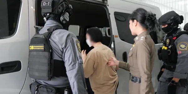 ไทยส่งตัวผู้ต้องหาคดีทุจริตที่จีนต้องการตัวมากที่สุดรายสุดท้าย หนีคดีมาไทยกว่า 30 ปี กลับจีน