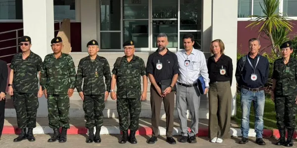 กองทัพบกเปิดพื้นที่ให้คณะ ICRC เข้าเยี่ยมเชลยศึกกัมพูชา