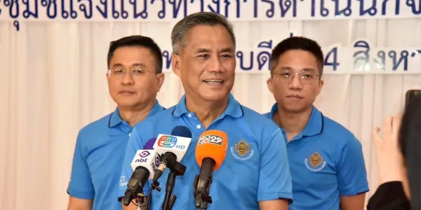 'อิทธิพร' เผยความคืบหน้าคำร้องยุบพรรคเพื่อไทย อยู่ระหว่างการพิจารณาของนายทะเบียนพรรค มีทั้งหมด 15 เรื่อง ยุติแล้ว 3 เรื่องเนื่องจากไม่มีมูลเพียงพอ 8 เรื่องพิจารณา และ 4 เรื่องอยู่ระหว่างสอบข้อเท็จจริง ส่วนเลือกตั้งซ่อมเชียงราย เขต 7 จัด 14 ก.ย. 2568 ส่วนศรีสะเกษ ดูสถานการณ์รายวัน