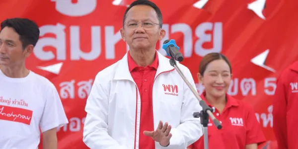 'สมศักดิ์' ย้ำ 'เพื่อไทย' มีแนวทางจัดการ สส.โหวตสวนมติพรรค