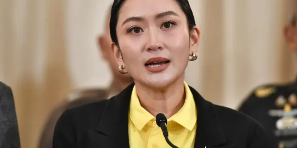 'แพทองธาร' ระบุจากวันนี้เพื่อไทยทุ่มเททำหน้าที่ฝ่ายค้าน