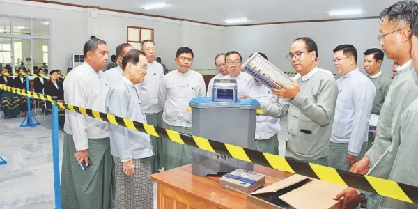 พม่าจัดเลือกตั้งเฟสแรก 28 ธ.ค. 102 จาก 330 อำเภอ เฉพาะพื้นที่กองทัพคุมได้