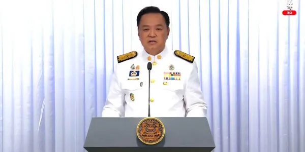 'อนุทิน' แถลงเร่งแก้ปัญหา 4 ด้าน 'ปากท้อง ชายแดนไทย ภัยธรรมชาติ ภัยสังคม' ยืนยันยุบสภาใน 4 เดือน