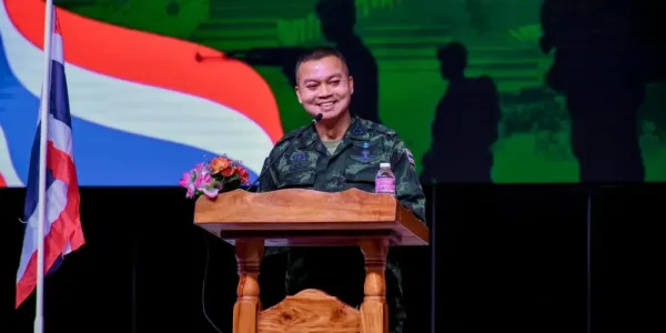 'พล.ท.บุญสิน' แนะรัฐบาลปรึกษาหลายฝ่ายก่อนตัดสินใจเรื่อง MOU 43-44