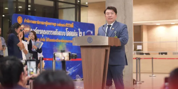 มติ ครม. อนุมัติโยกงบกลางเติมบัตรสวัสดิการแห่งรัฐ 22,780 ล้านบาท