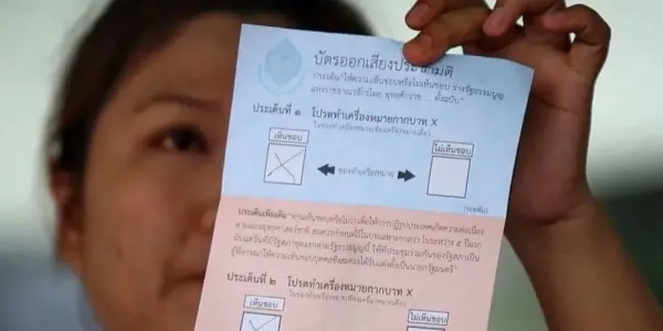 อดีต สว.ยื่นผู้ตรวจการแผ่นดินส่งเรื่องศาล รธน. ตีความรัฐสภาไม่ทำประชามติถามประชาชน