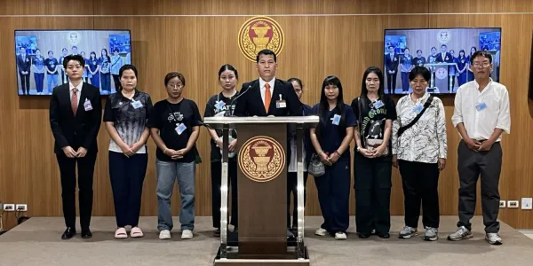 'เซีย' สส.พรรคประชาชน โต้ กกร. ชี้นายจ้างต้องเปลี่ยนมุมมอง ร่างแก้ไข พ.ร.บ.คุ้มครองแรงงานทั้ง 3 ฉบับ ช่วยยกระดับสิทธิพื้นฐานและสวัสดิการแรงงาน สร้างมาตรฐานความเที่ยงธรรม ช่วยเพิ่มประสิทธิภาพการทำงาน หมุนเวียนกำไรคืนสู่ภาคเอกชน พัฒนาเศรษฐกิจแห่งอนาคต