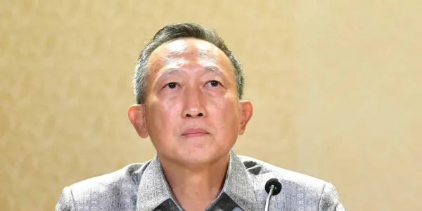 'วรภัค ธันยาวงษ์' อดีต รมช.คลัง ฟ้อง 'สฤณี' หมิ่นประมาท เรียกค่าเสียหาย 50 ล้าน ปมกล่าวหาฟอกเงินข้ามชาติ-โยงแก๊งสแกมเมอร์