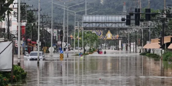 ครม. มีมติประกาศ พ.ร.ก.บริหารสถานการณ์ฉุกเฉิน จ.สงขลา ทั้งจังหวัด มอบ ผบ.ทหารสูงสุด บัญชาการสถานการณ์