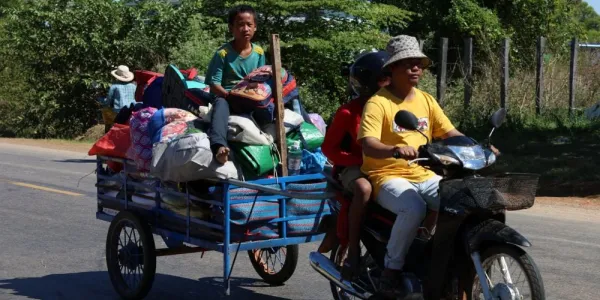 15 ธ.ค. กัมพูชาเผยยอดพลเรือนเสียชีวิตรวม 13 ราย ผู้อพยพเกิน 4 แสนคน