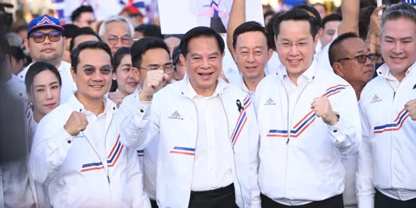 รับสมัคร สส.แบบแบ่งเขตวันแรกคึกคัก