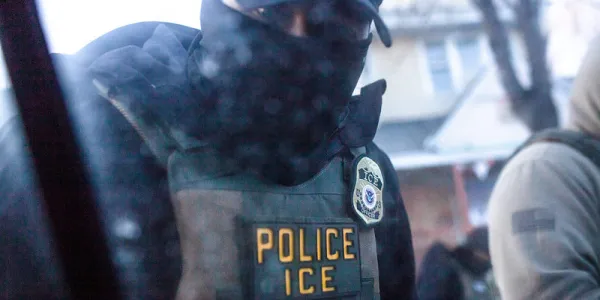 ศาลสหรัฐฯ เปิดทาง ICE ใช้ข้อมูล Medicaid ล่าผู้อพยพ ท้องถิ่นเตือนกระทบสุขภาพชุมชน