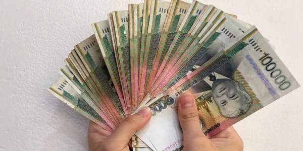 เศรษฐกิจลาวใกล้พ้นวิกฤตแล้วหรือยัง หลังมีสัญญาณดีเมื่อปลายปี 2025