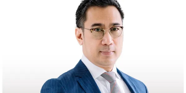 โปรดเกล้าฯ แต่งตั้ง 'เศรษฐพุฒิ สุทธิวาทนฤพุฒิ' เป็นองคมนตรี