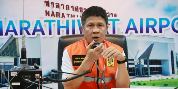 ผู้ว่าราชการจังหวัดนราธิวาส ในฐานะผู้อำนวยการ กอ.รมน.นราธิวาส แจ้งความเอาผิด นาวาเอก มนตรี โตประเสริฐ มาตรา 151 และมาตรา 157 กรณีให้ยืมรถหลวงส่วนตัวโดยมิชอบ จนรถสูญหาย และถูกโยงคดีลอบยิง 'กมลศักดิ์ ลีวาเมาะ'