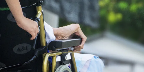 Care Economy ในสังคมสูงวัย งานดูแล ความเปราะบาง และความท้าทายเชิงโครงสร้างการพัฒนาไทย